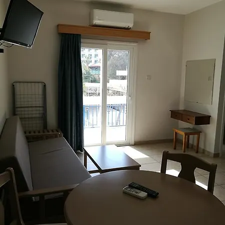 Apartment Georgia Protaras